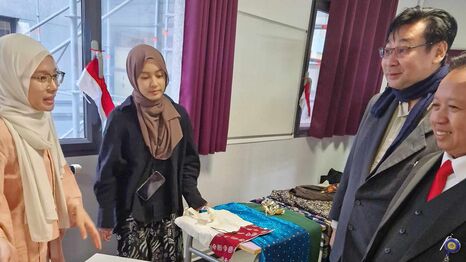 Programme IISMA-VO - Rencontre avec le Ministère indonésien de l'éducation_ 2023-11-07_ évènement festif organisé par les étudiants lauréats du programme