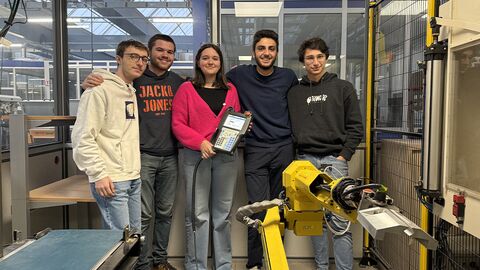 Les étudiants GMP participants à lolympiade FANUC