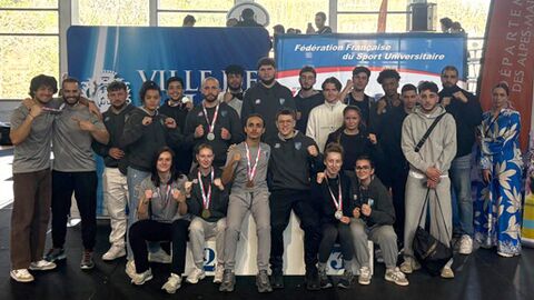 Un titre de Champion de France, une médaille d’argent et quatre médailles de bronze lors des Championnats de France Universitaires de Kickboxing
