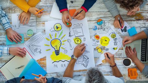 Etudiants de Diplôme étudiant entrepreneur